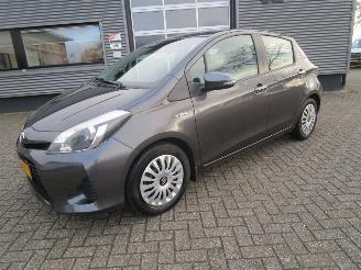 Unfallwagen Toyota Yaris 1.5 Full Hybrid Aspiration 5drs 2012/11