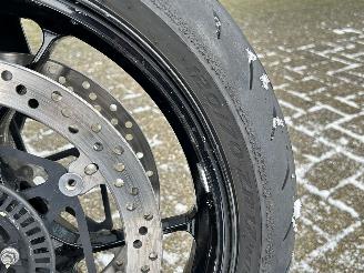 Aprilia Tuono V4 1100 R APRC ABS picture 15