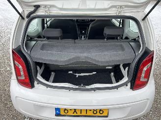 Volkswagen Up! 1.0 move up! Bluemotion picture 12