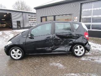 Mercedes A-klasse 160 BlueEfficency Business Clas picture 2
