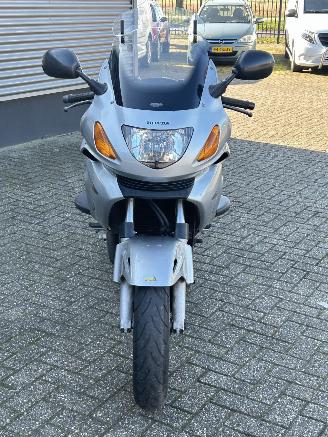 Honda Deauville NT 650 picture 8