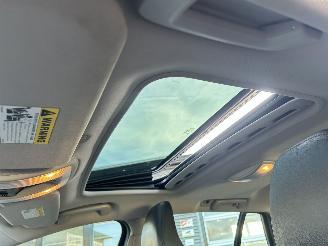 Volvo V-60 2.0 T5 Kinetic 245PK Automaat picture 25