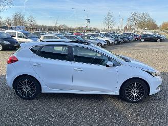 Kia Cee d 1.4 CVVT picture 6