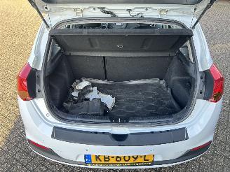 Kia Cee d 1.4 CVVT picture 13