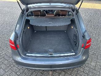 Audi A4 Avant 2.0 TDI Ultra Advance Sport picture 13