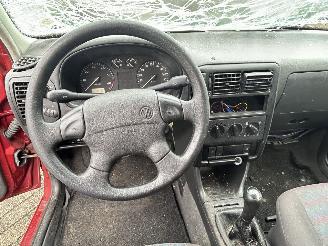 Volkswagen Polo 1.6 picture 14