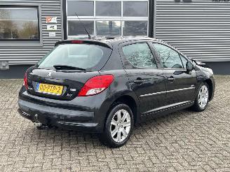 Unfallwagen Peugeot 207 1.4 VTi Millesim 200 2011/3