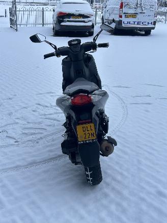 Peugeot  Speedfight 4 picture 4