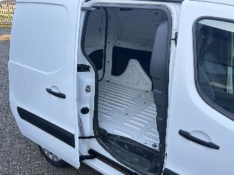 Citroën Berlingo 1.6 BlueHDI 75 Club marge picture 13