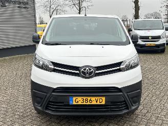 Toyota ProAce Shuttle 1.5 D-4D Cool Comfort Medium 9 personen picture 8