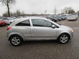 Opel Corsa 1.4-16V Enjoy picture 6