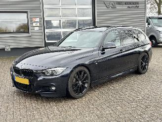uszkodzony samochody osobowe BMW 3-serie 330i Touring M-Sport Automaat 2018/10