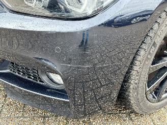 BMW 3-serie 330i Touring M-Sport Automaat picture 28