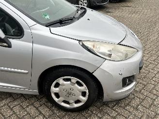 Peugeot 207 SW 1.4 VTi Active picture 21