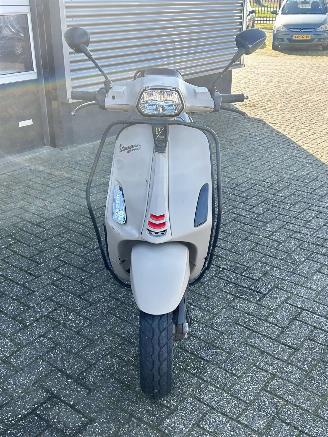 Vespa  Sprint 50 picture 8