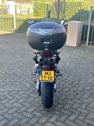 Yamaha FZ 6 Fazer  picture 4