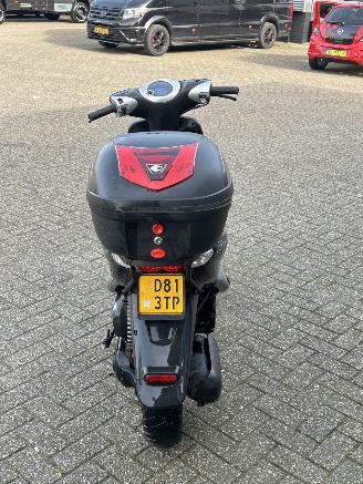 Yamaha  Neos 50 4T picture 4