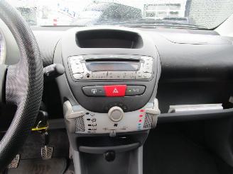 Toyota Aygo 1.0-12V Comfort 5drs picture 12