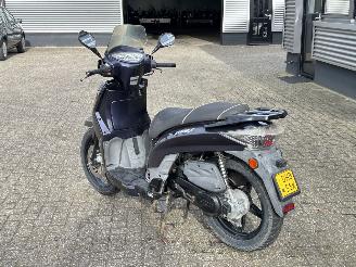 Kymco  People S picture 3