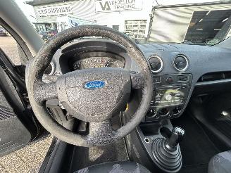 Ford Fusion 1.4-16V Champion picture 14