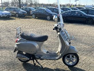Vespa  LX50 4T picture 6