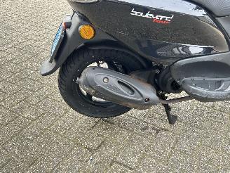 Derbi  Boulevard 50 4T picture 11