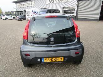 Peugeot 107 1.0-12V Sublime 5drs picture 6