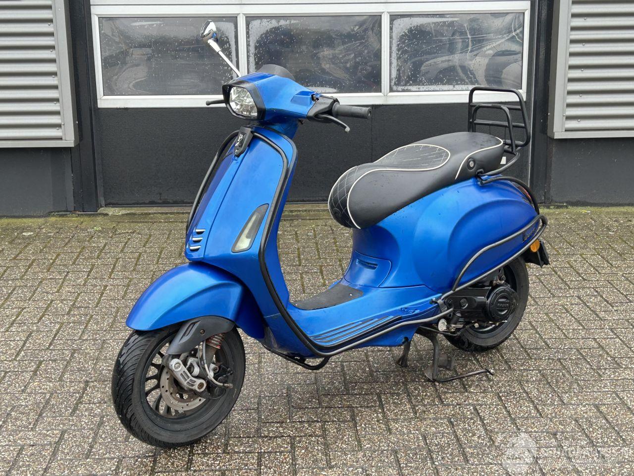 Vespa  Sprint 50 4T