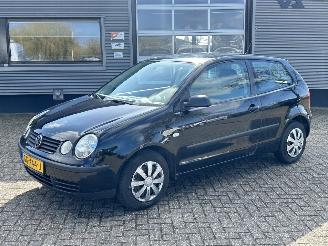 Damaged car Volkswagen Polo 1.2 2003/2