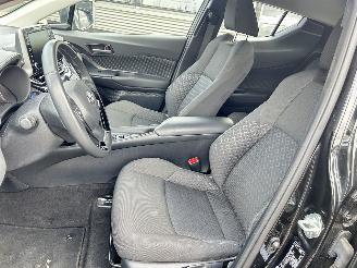 Toyota C-HR 1.8 Hybrid Active picture 10