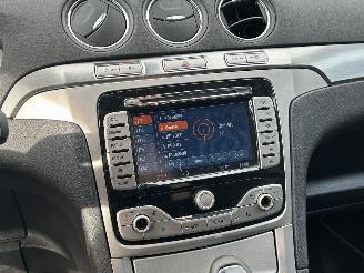 Ford S-Max 2.3-16V picture 21