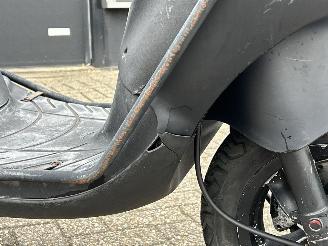 Piaggio  Zip 50 4T picture 11
