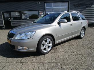 Avarii autoturisme Skoda Octavia Combi 1.2 TSI Elegance 2012/1