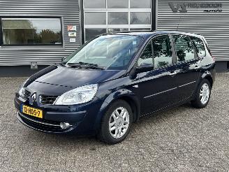 Coche accidentado Renault Grand-scenic 2.0-16V Tech Line 2008/10