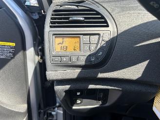 Citroën C4 PICASSO 1.6 VTi Image 7p. picture 18