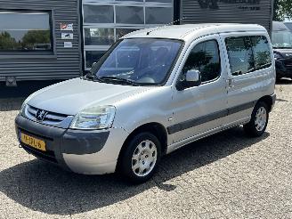 Auto incidentate Peugeot Partner MPV 1.4 Quiksilver 2003/2