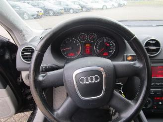 Audi A3 Sportback 1.6 FSI Attraction picture 14
