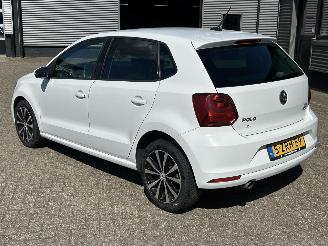 Volkswagen Polo 1.2 TSI Highline picture 3