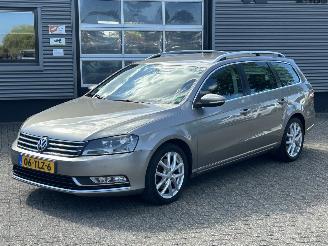 Schadeauto Volkswagen Passat Variant 1.4 TSI Comfort Line Automaat 2012/5