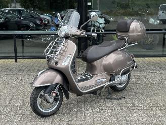 Tweedehands motor Vespa  GTS 300 i.e. Touring ABS 2017/7