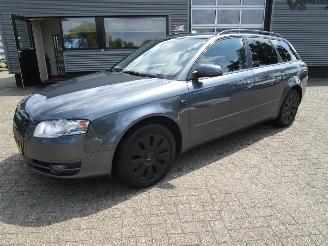 škoda osobní automobily Audi A4 Avant 2.5 TDI Pro-line Business 2005/4