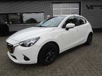 Auto incidentate Mazda 2 1.5 Skyactiv-G 5drs 2015/9