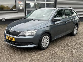 Schadeauto Skoda Fabia 1.0 Ambition 2015/5
