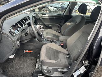 Volkswagen Golf 1.5 TSI Comfortline Business picture 10