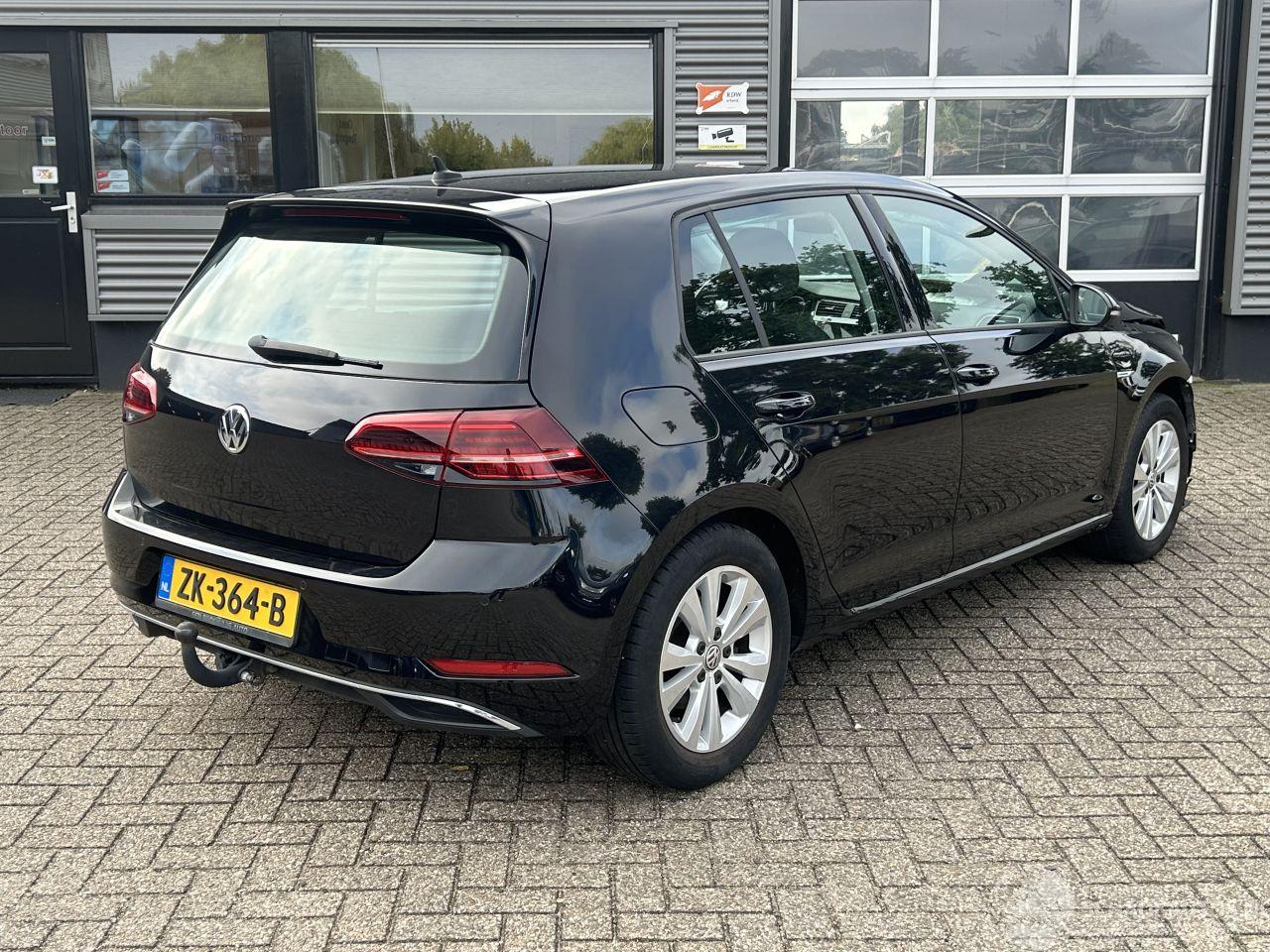Volkswagen Golf 1.5 TSI Comfortline Business