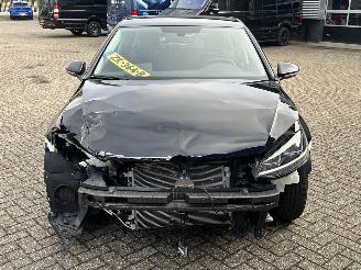 Volkswagen Golf 1.5 TSI Comfortline Business picture 4