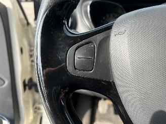 Renault Captur 0.9 TCe Dynamique picture 18