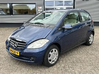 Auto incidentate Mercedes A-klasse A160 BlueEfficiency Business Class 2010/3