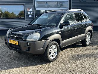 Damaged car Hyundai Tucson 2.0i Style 2006/2