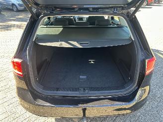 Volkswagen Passat Variant 1.6 TDI Highline picture 12